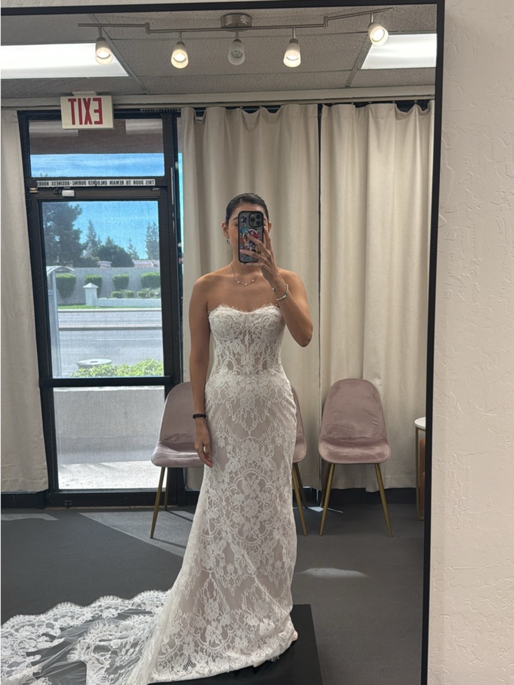 White Lace Strapless Sheath Wedding Dress